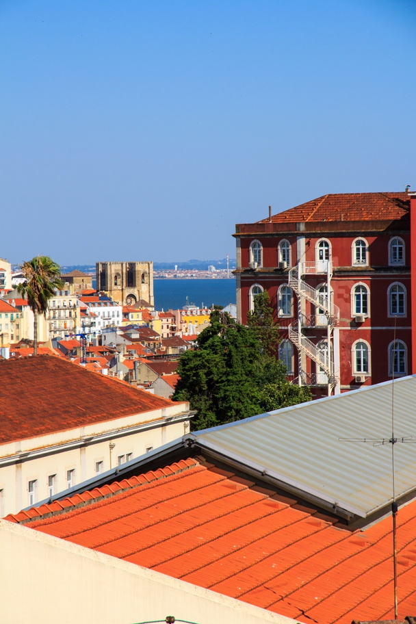 Lisbon-0043.jpg